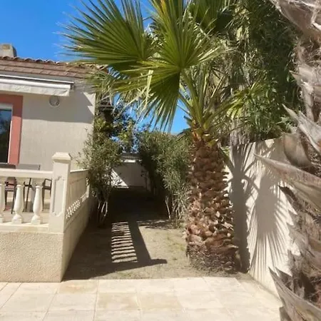 Maison Avec Piscine Privee Holiday home Le Grau-du-Roi